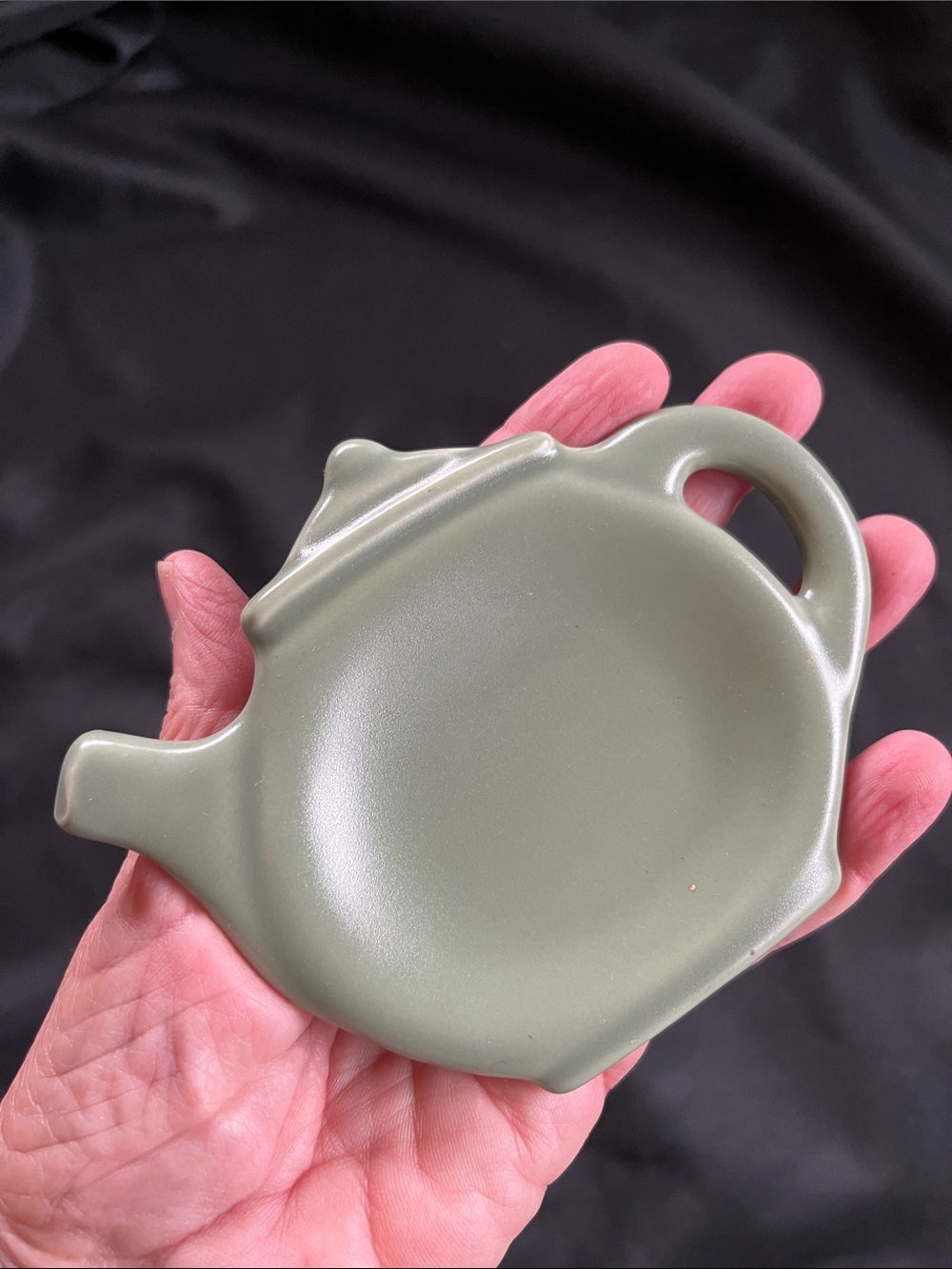Vtg Pfaltzgraff Pottery Sage Green Tea Bag Holder Spoon Rest Country Kitchen